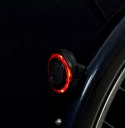 Spanninga O-Guard Fiets Achterlicht - Batterij -Fietsaccessoire Winkel 1174x1200