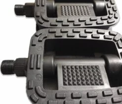 Anti-Slip Fietspedalen Set Met Reflectoren - Zwart - Fiets Pedalen - Fietstrappers - Losse Trappers - 2 STUKS -Fietsaccessoire Winkel 1200x1026