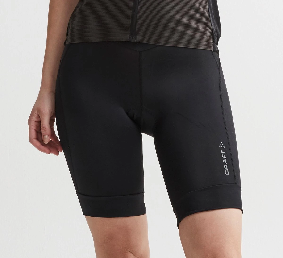 Craft Rise Shorts Fietsbroek Dames - Maat - L Craft Rise Shorts Fietsbroek Dames - Maat - L -Fietsaccessoire Winkel 1200x1094 2