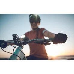 Lezyne Macro Drive 1300XXL Led Fiets Koplamp - Mat Zwart 4 Lezyne Macro Drive 1300XXL Led Fiets Koplamp - Mat Zwart -Fietsaccessoire Winkel 1200x1200 448