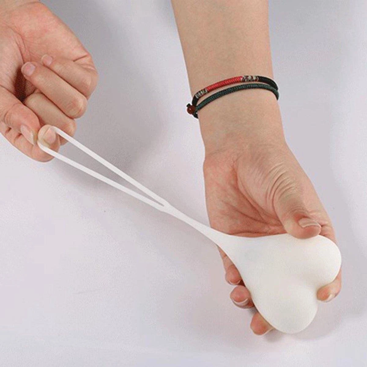 LOUZIR Opvallend waterproof fiets led achterlicht in de vorm van een slingerende balzak(met rode, lichtgevende ballen!) LOUZIR Opvallend Waterproof Fiets Led Achterlicht In De Vorm Van Een Slingerende Balzak(met Rode, Lichtgevende Ballen!) -Fietsaccessoire Winkel 1200x1200 455