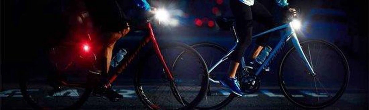 Dutch Gadgets - Fietslampjes LED - Set Wit en Rood - Inclusief Batterijen Merkloos Dutch Gadgets - Fietslampjes LED - Set Wit En Rood - Inclusief Batterijen -Fietsaccessoire Winkel