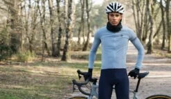 AGU Thermo Fietsshirt Lange Mouwen Essential Heren - Army Green - XL 12 AGU Thermo Fietsshirt Lange Mouwen Essential Heren - Army Green - XL -Fietsaccessoire Winkel 1200x700 4