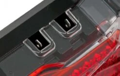 AXA Riff Steady – Fiets Achterlicht - LED Fietsverlichting - 50 Mm - Rood -Fietsaccessoire Winkel 1200x765