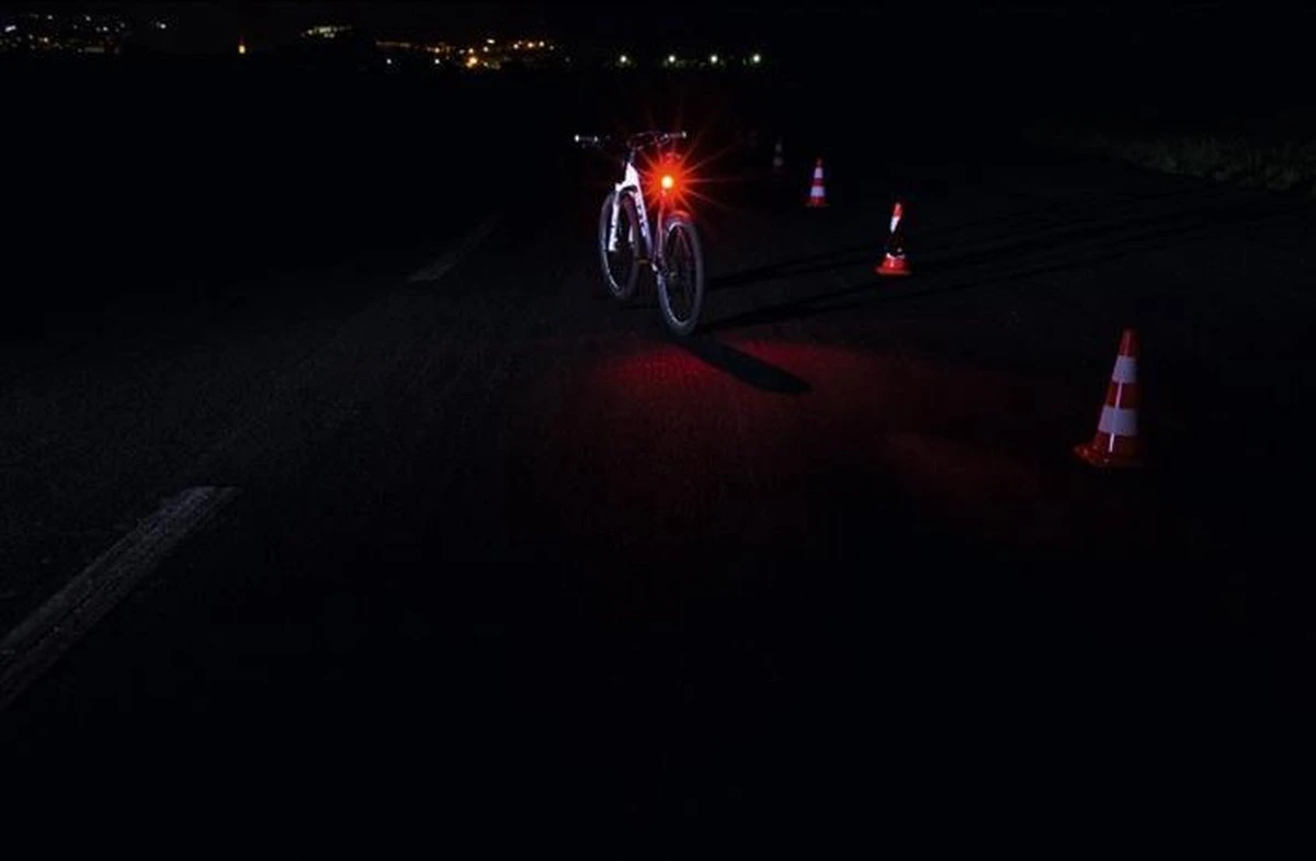 Sigma Nugget II Flash USB Fiets Achterlicht - Li-ion accu - Oplaadbaar SIGMA SPORT Sigma Nugget II Flash USB Fiets Achterlicht - Li-ion Accu - Oplaadbaar -Fietsaccessoire Winkel