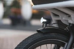 AXA Compactline 35 Switch - Fietslamp Voorlicht - LED Koplamp – Dynamo - 35 Lux -Fietsaccessoire Winkel 1200x799 15