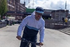 ABUS Urban-I 3.0 Fietshelm - Maat M (52-58 Cm) - Glacier Blue 5 ABUS Urban-I 3.0 Fietshelm - Maat M (52-58 Cm) - Glacier Blue -Fietsaccessoire Winkel 1200x800 184