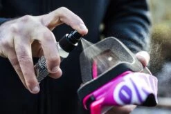 Muc-Off Anti-Fog Treatment Anti Aandamp 32ml -Fietsaccessoire Winkel 1200x801