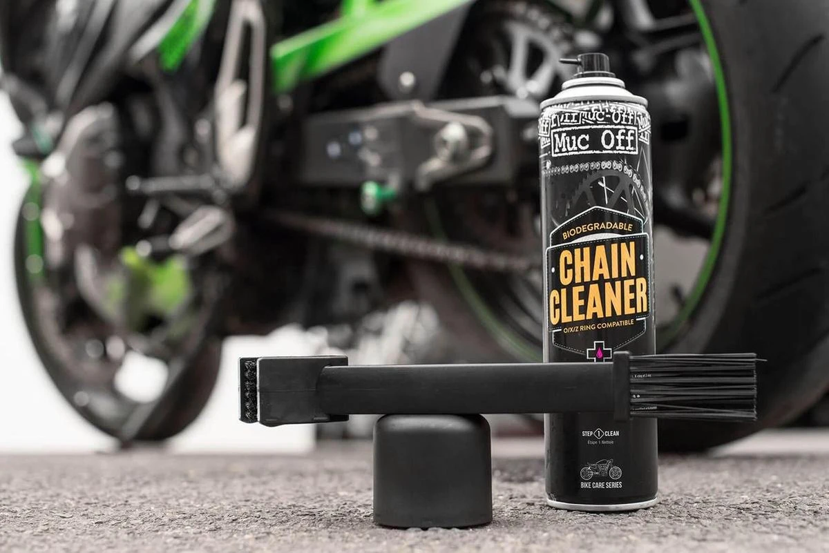Muc-Off Chain Cleaner Fiets & Motor Ketting Reiniger 400ml Muc-Off Chain Cleaner Fiets & Motor Ketting Reiniger 400ml -Fietsaccessoire Winkel 1200x801 3