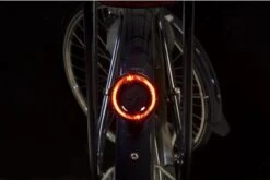 Spanninga O-Guard Fiets Achterlicht - Batterij -Fietsaccessoire Winkel 1200x801 4