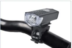 Voorlicht Fiets - Fietsverlichting - Led Voorlamp - Fietslicht - 350 Lumen - Usb - Oplaadbaar - Compact - Waterdicht - Koplamp Fiets -Fietsaccessoire Winkel 1200x811