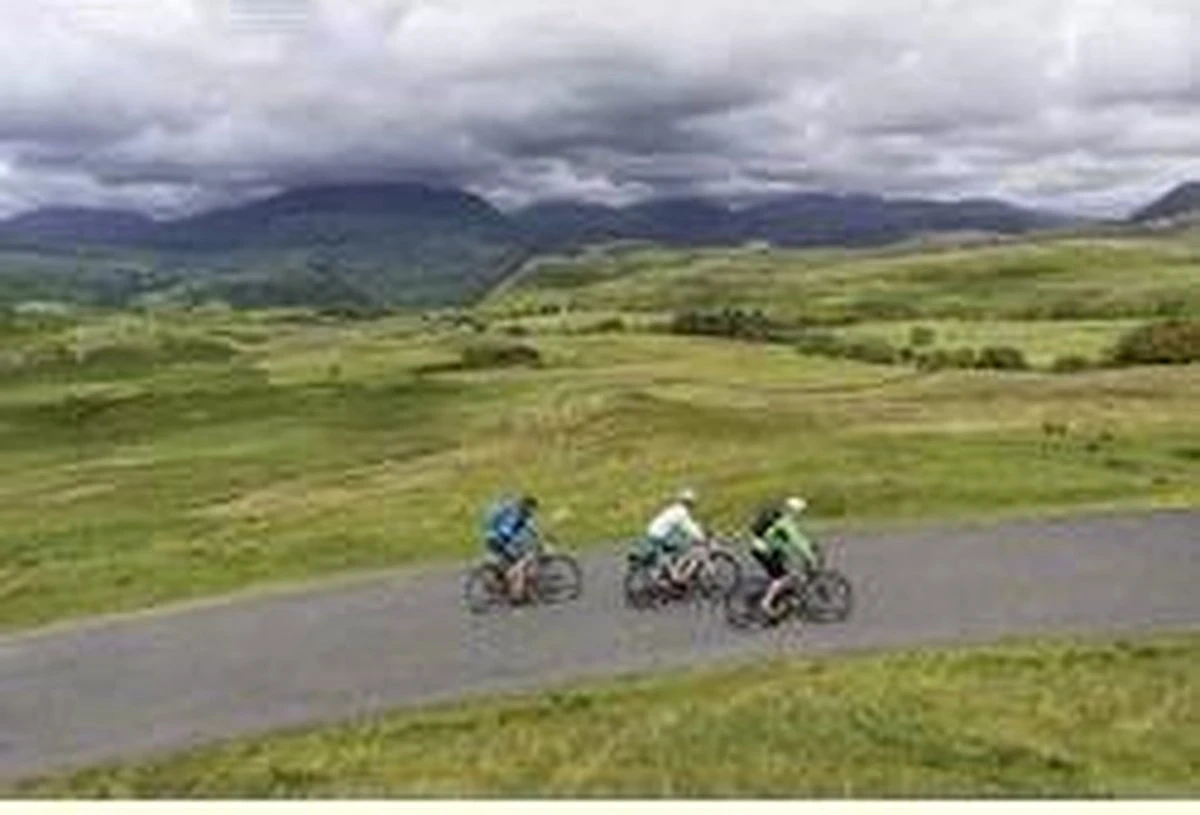 Garmin Edge Explore - Fietscomputer - Wit Garmin Edge Explore - Fietscomputer - Wit -Fietsaccessoire Winkel 1200x815 1