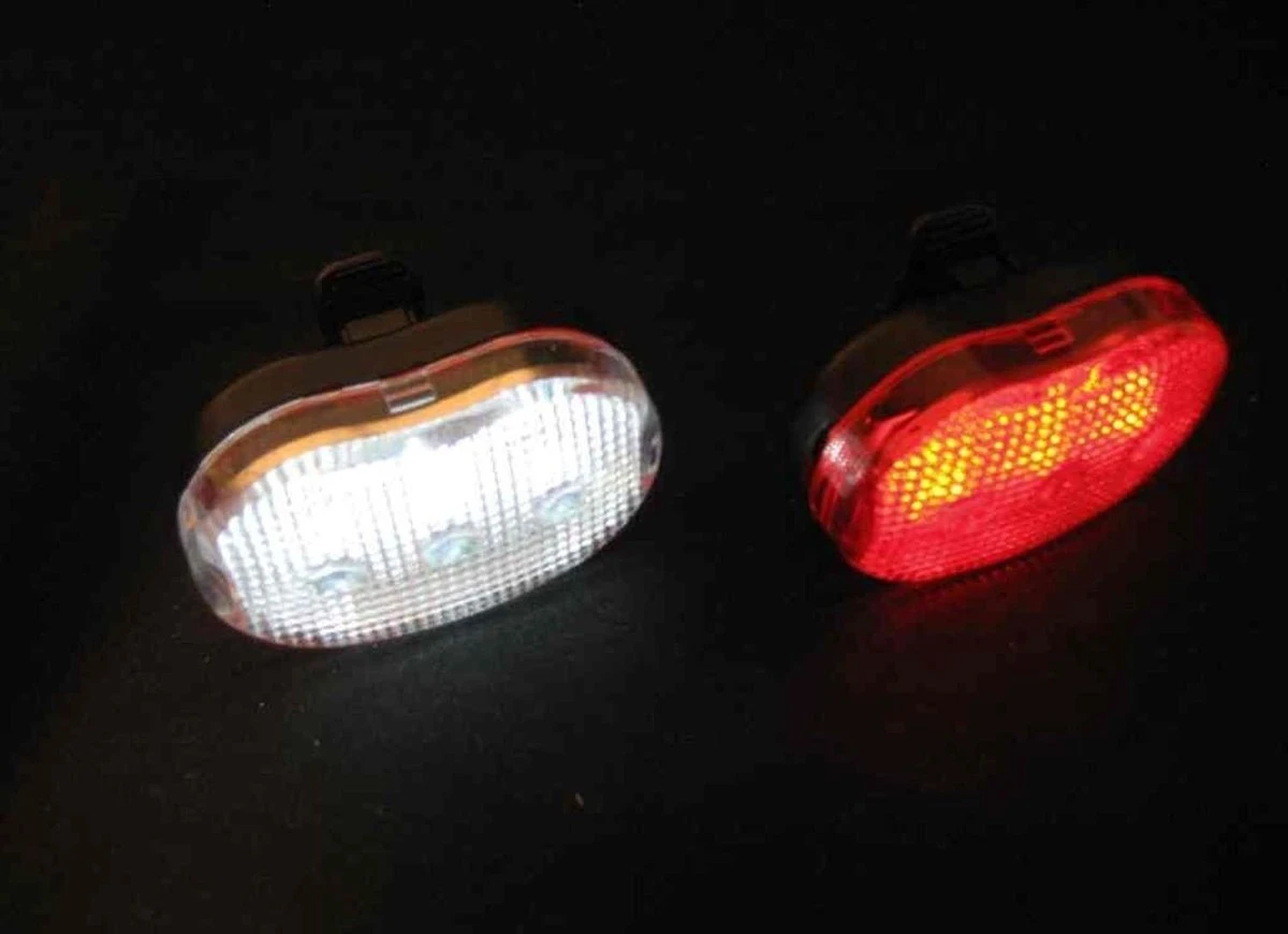 Dresco - Fietsverlichtingsset - Classic - LED - Zwart Dresco - Fietsverlichtingsset - Classic - LED - Zwart -Fietsaccessoire Winkel