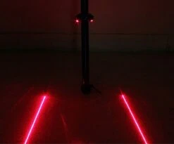 Fiets Achterlicht - LED Licht Met Laser - Fiets Lamp - Waterdicht - Racefiets Verlichting - Inclusief Batterijen - Rheme -Fietsaccessoire Winkel 1200x997 3