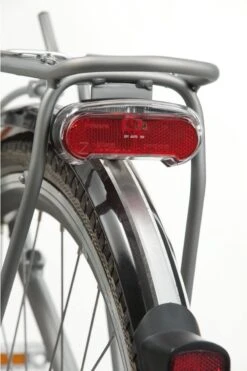 AXA Riff Battery - Fiets Achterlicht - LED Fietsverlichting Op Batterij - Auto On/off Systeem - 50-80 Mm - Rood -Fietsaccessoire Winkel 800x1200 7