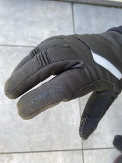 Luxe Winter Handschoen - Warm Door Dikke Stof En Thinsulate - Waterproof - Windvrij - Touchscreen Fietshandschoen - Reflecterend - Unisex R2 -R2 - Storm Winter Fietshandschoenen - Zwart - Maat XXL / 10 -Fietsaccessoire Winkel 899x1200 13