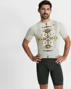 Rogelli Totem - Fietsshirt Korte Mouwen - Heren - Maat L - Sand -Fietsaccessoire Winkel 962x1200 1
